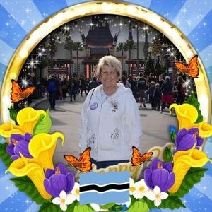 Meet your Posher, Sharon